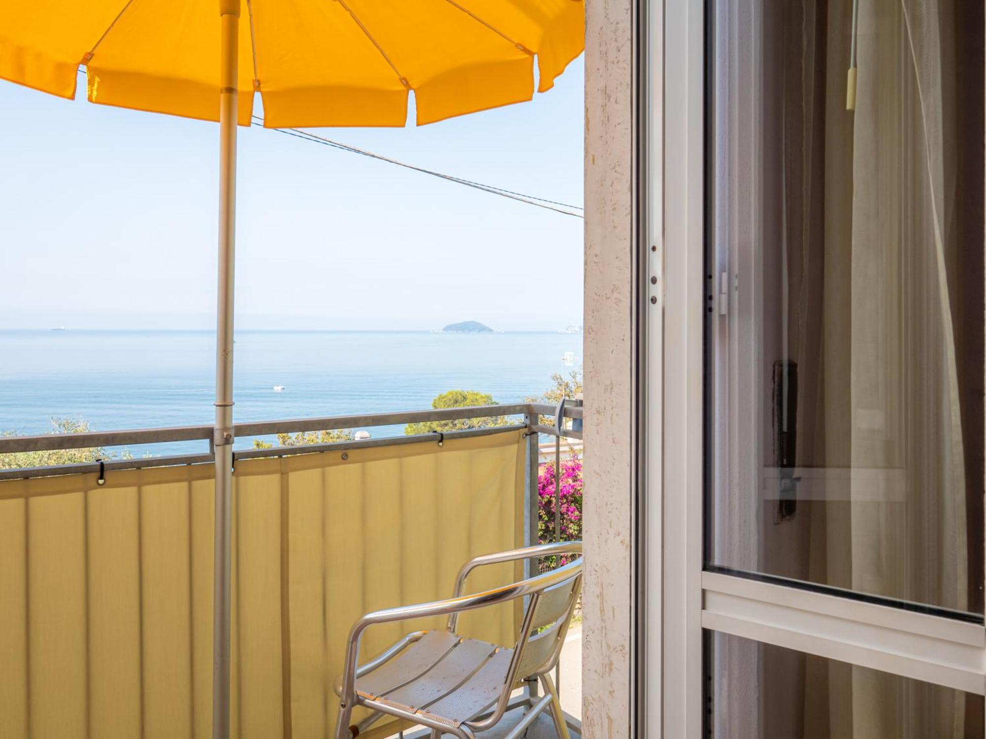 Hotel Il Nido Tellaro Esterno foto