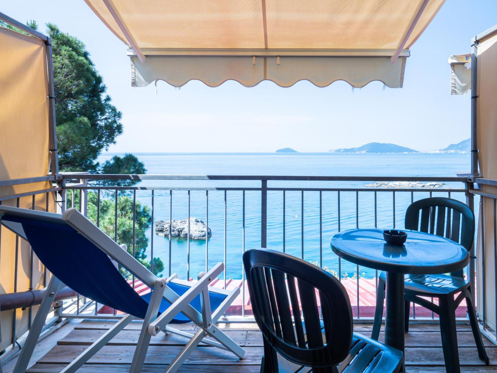 Hotel Il Nido Tellaro Esterno foto