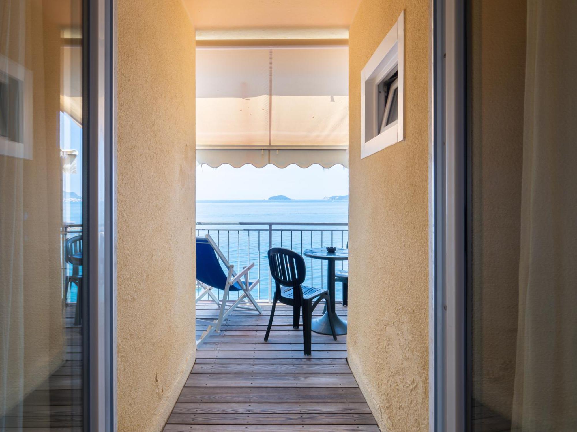 Hotel Il Nido Tellaro Esterno foto