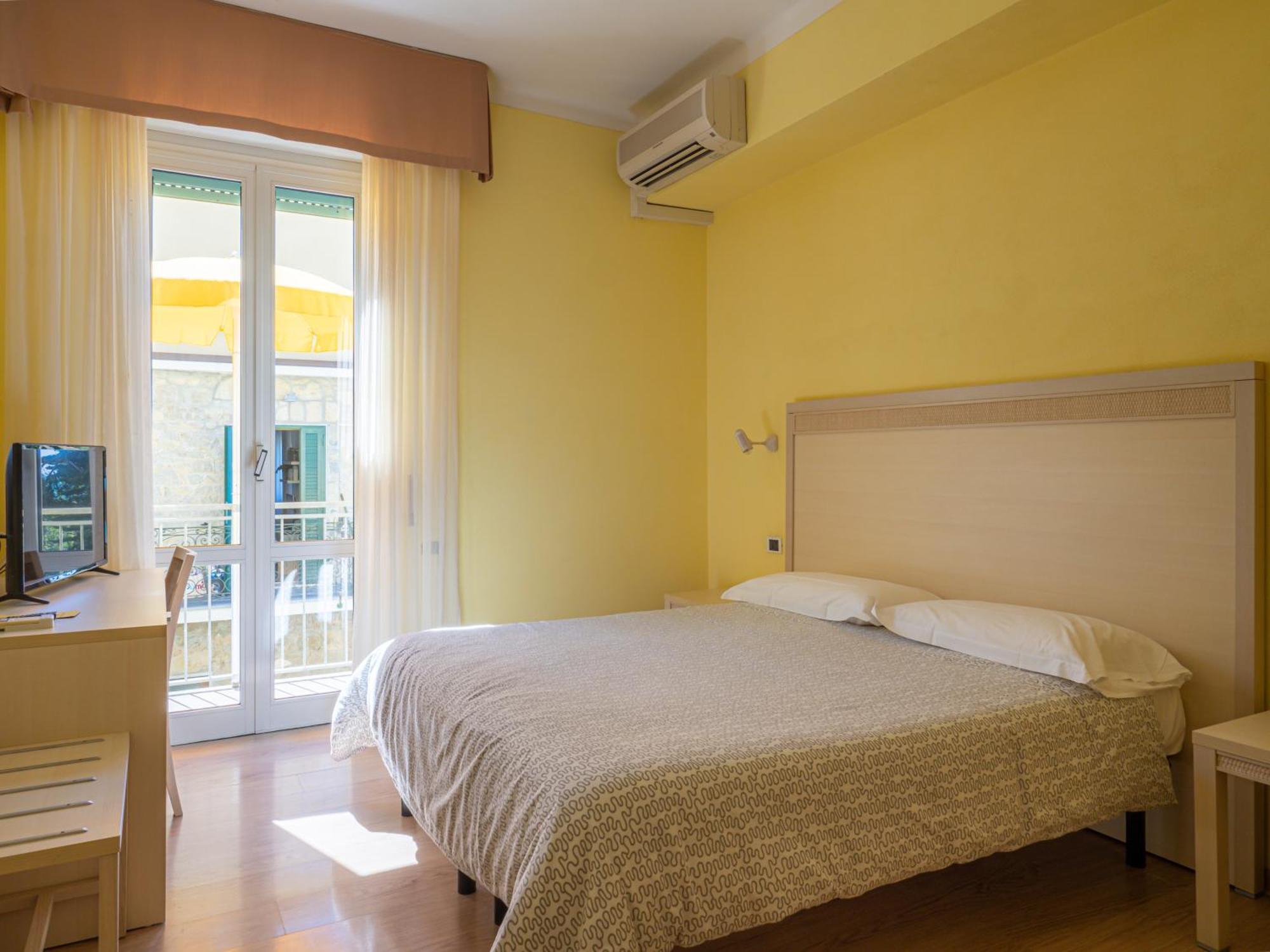 Hotel Il Nido Tellaro Esterno foto