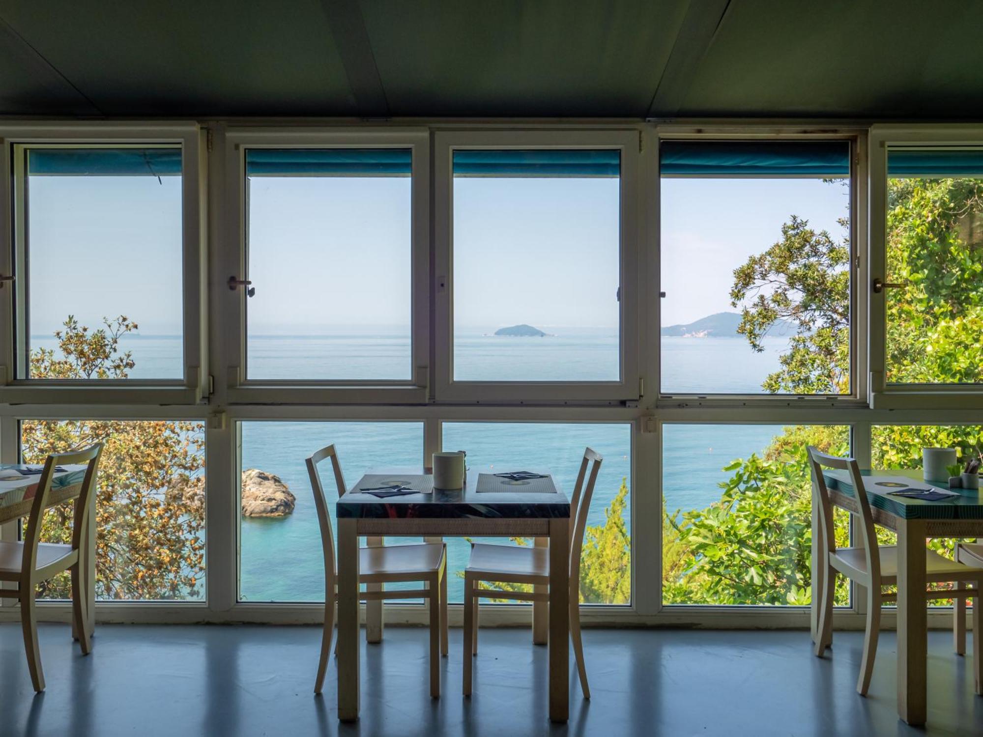 Hotel Il Nido Tellaro Esterno foto